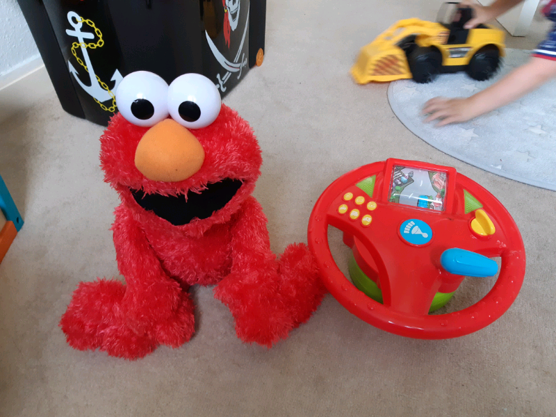 tickle me elmo smyths